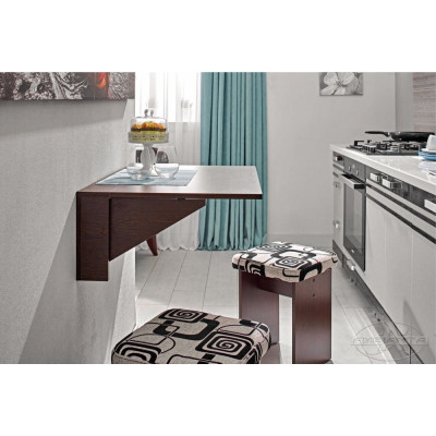 Masa suspendata Tina Wenge